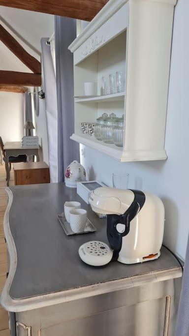 Belle Suite Dans Corps De Ferme - Logement Alicia Villiers-sous-Grez Zewnętrze zdjęcie